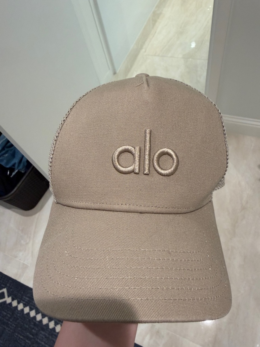 ALO Yoga Beige Trucker Hat